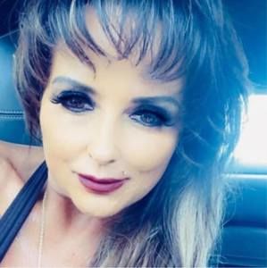 Meet your Posher, Michele